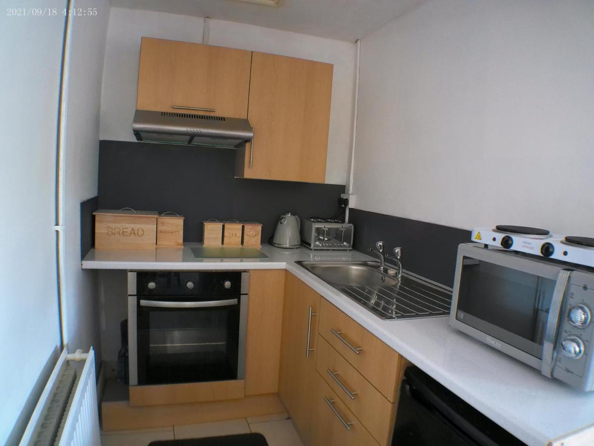 1 Bedroom Annex In The Heart Of Amman Valley Betws  Esterno foto